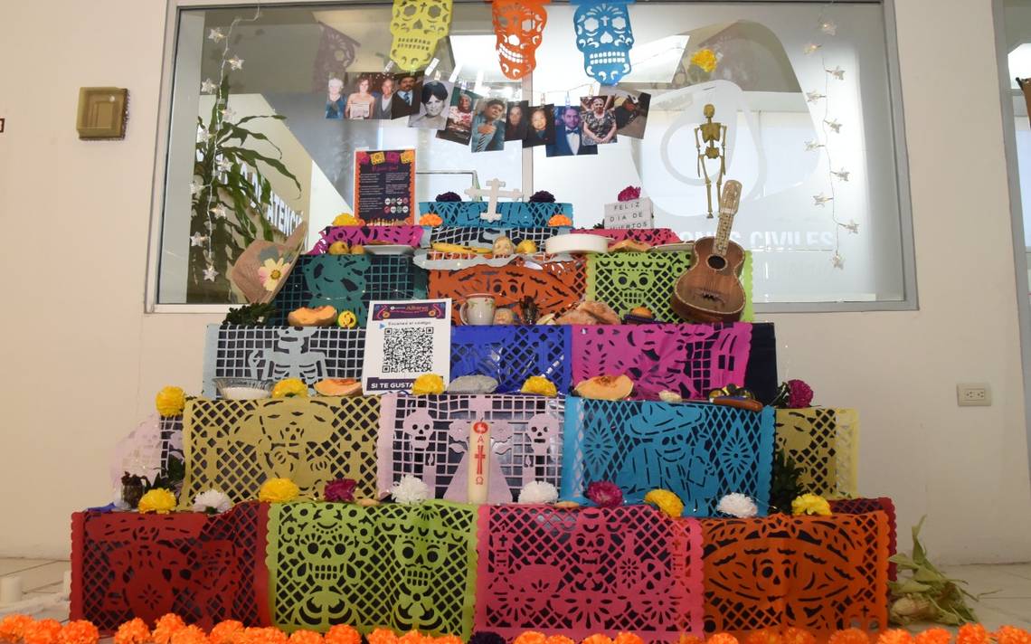 Montan Ofrendas Para Día De Muertos En Instalaciones De Pensiones